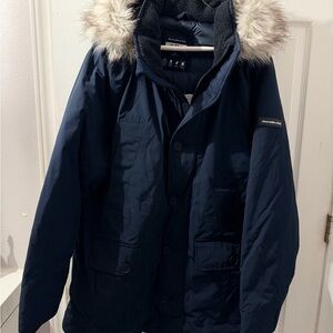 Abercrombie & Fitch Men's Dark Blue Puffer with Fur Trim